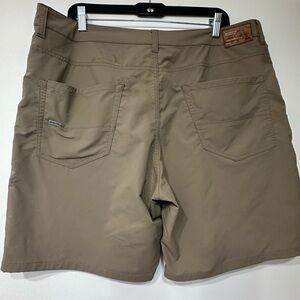 Quiksilver Men's Khaki Flat Front Shorts